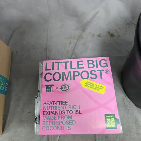 LITTLE BIG COMPOST PEAT-FREE NUTRIENT-RICH COMPOST EXPANDS TO 15L (MADE FROM REPURPOSED COCONUTS); INCLUDES FOUR BLACK PLANT POTS AND 2 SEED TRAY