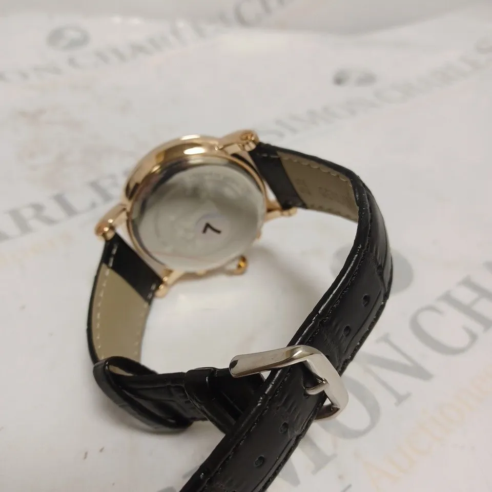 MENS LOUIS LACOMBE CHRONOGRAPH WATCH – MULTI FUNCTION DIAL WITH DATE – ROMAN NUMERAL DIAL – LEATHER STRAP – GIFT BOX