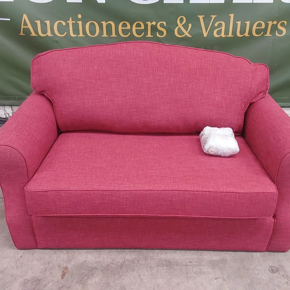 QUALITY DESIGNER LYNEHAM LOVE SEAT SOFA - HELSINKI CRANBERRY FABRIC