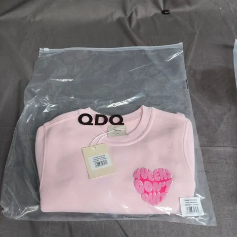 QDQ PINK SWEATSHIRT ROUNDNECK WITH VALENTINE HEART – 5-6 YEARS