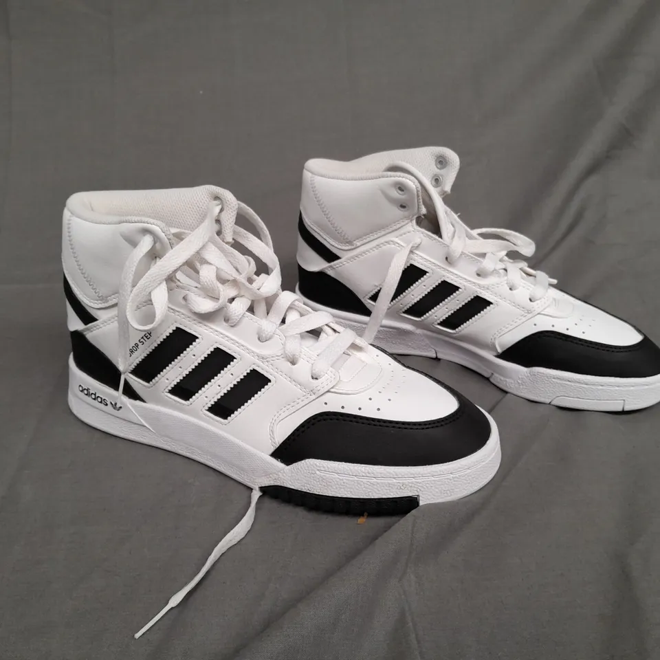 UNBOXED PAIR OF ADIDAS DROP STEP SIZE UK 5 1/2