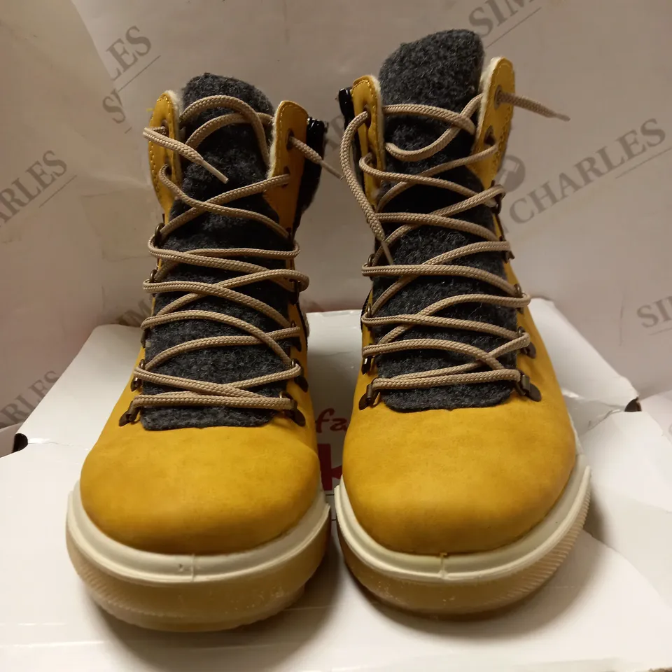 RIEKER LACE BOOT YELLOW - SIZE 6.5