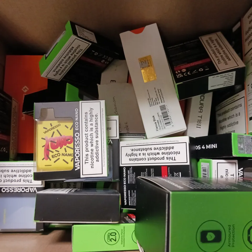 BOX OF APPROXIMATELY 18 ASSORTED E-CIGARETTES TO INCLUDE - GEEKVAPE , ASPIRE , ELFBAR ETC