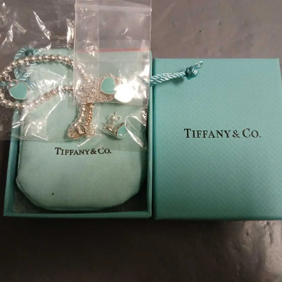 TIFFANY & CO NECKLACE, EARRINGS AND BRACELET SET - 925 STAMPS