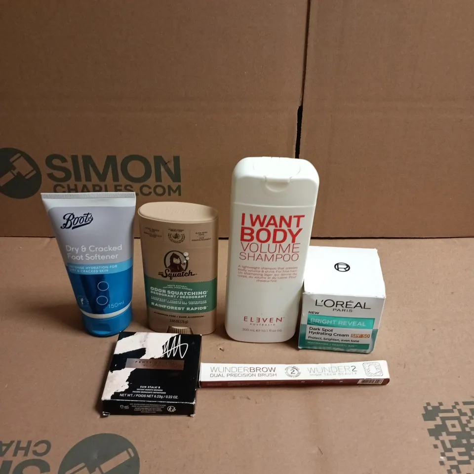 APPROXIMATEY 20 ASSORTED HEALTH AND BEAUTY PRODUCTS TO INCLUDE - DR SQUATCH DEODORANT - L'OREAL DARK SPOT CREAM AND DRY & CRACKED FOOT SOFTENER