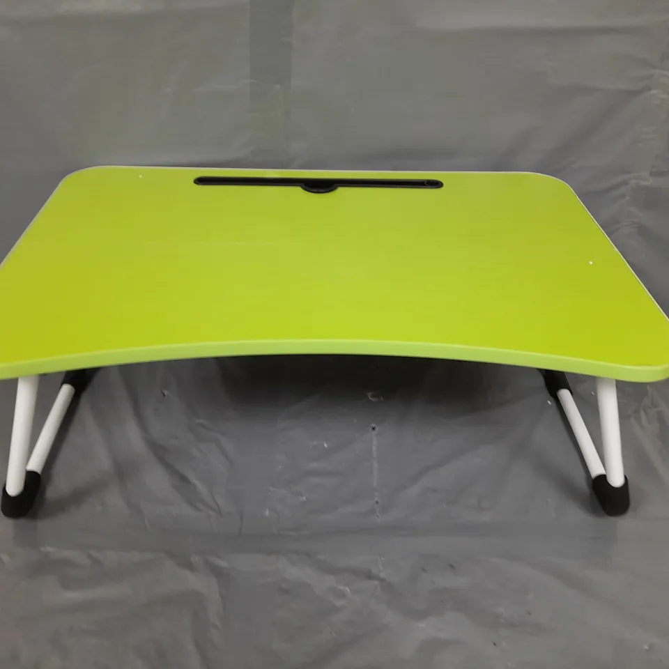 FOLDABLE LAPTOP TRAY