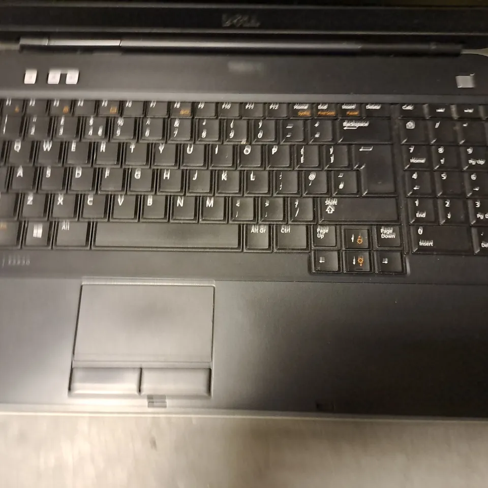 DELL LATITUDE E5530 LAPTOP