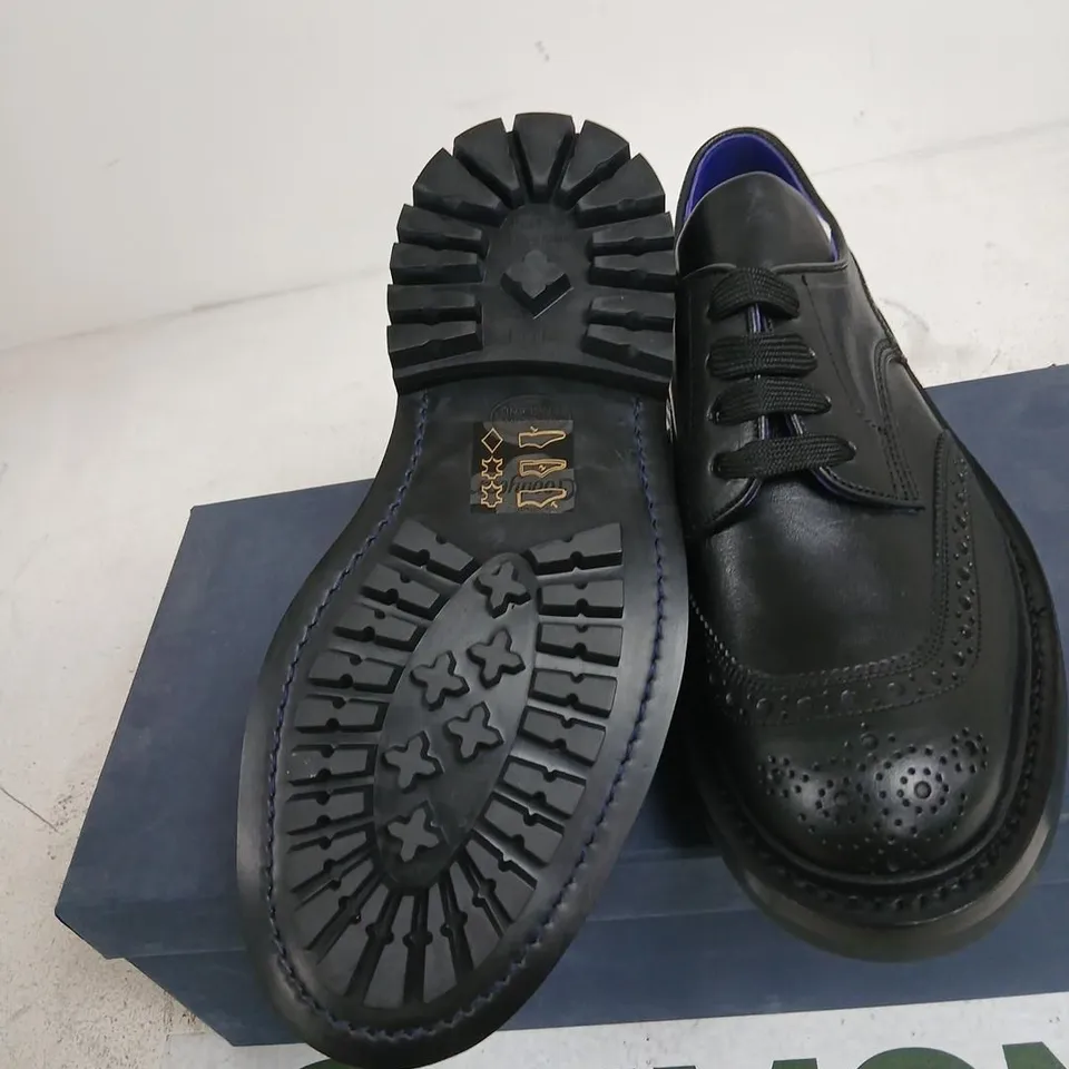 TRICKER'S BURBERRY DERBY SHOES - BLACK LEATHER, UK 5