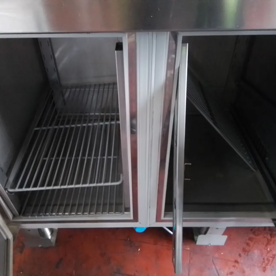 COMMERCIAL STAINLESS REFRIGERATED FOOD PREP COUNTER 