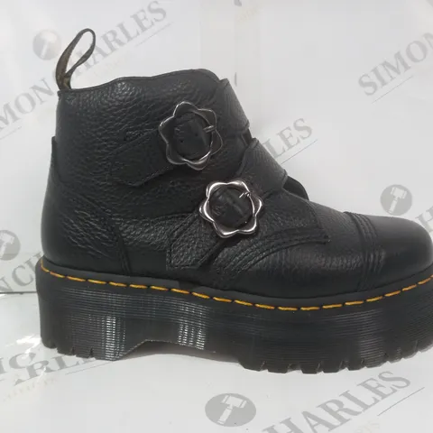 BOXED PAIR OF DR MARTENS FLOWER BUCKLE ANKLE BOOTS IN BLACK UK SIZE 5