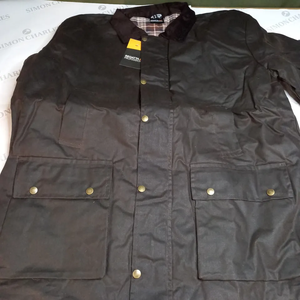 REGATTA PENSFORD WAX JACKET SIZE XL