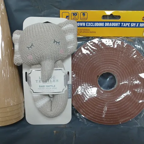 APPROXIMATELY 10 ASSORTED HOUSEHOLD ITEMS TO INCLUDE DRAUGHT TAPE, BABY RATTLE, ETC