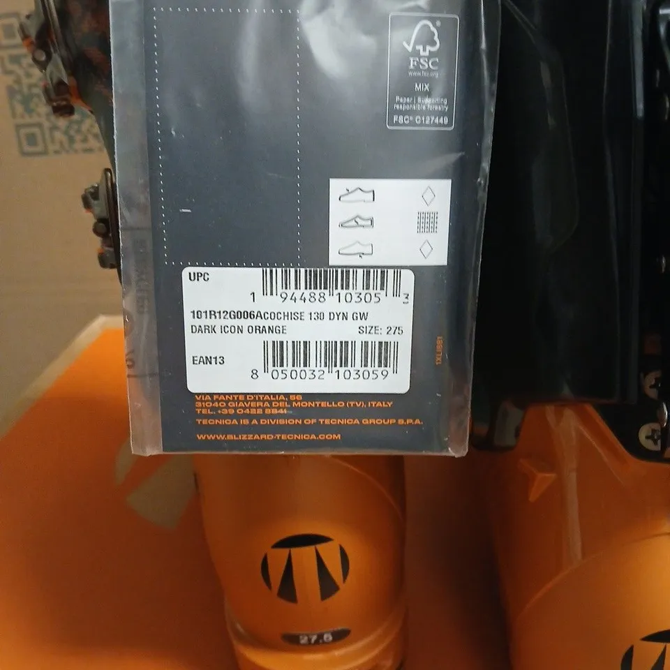 TECNICA COCHISE 130 DYN GW SKI BOOTS – UK 8, 27.5 MONDO, ORANGE/BLUE BOXED