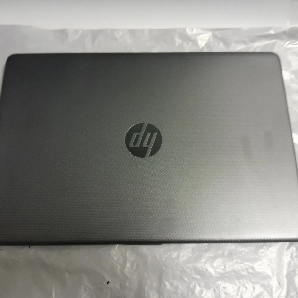 BOXED HP 15S-FQ0004NA INTEL PENTIUM SILVER N5030 LAPTOP WITH 128GB SSD & 4GB DDR4 RAM - BLACK