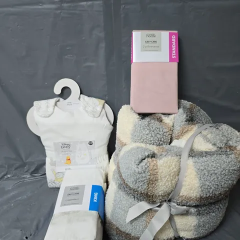 APPROXIMATELY 10 HOUSEHOLD ITEMS TO INCLUDE BABY WEAR, BEDDING AND THROWS
