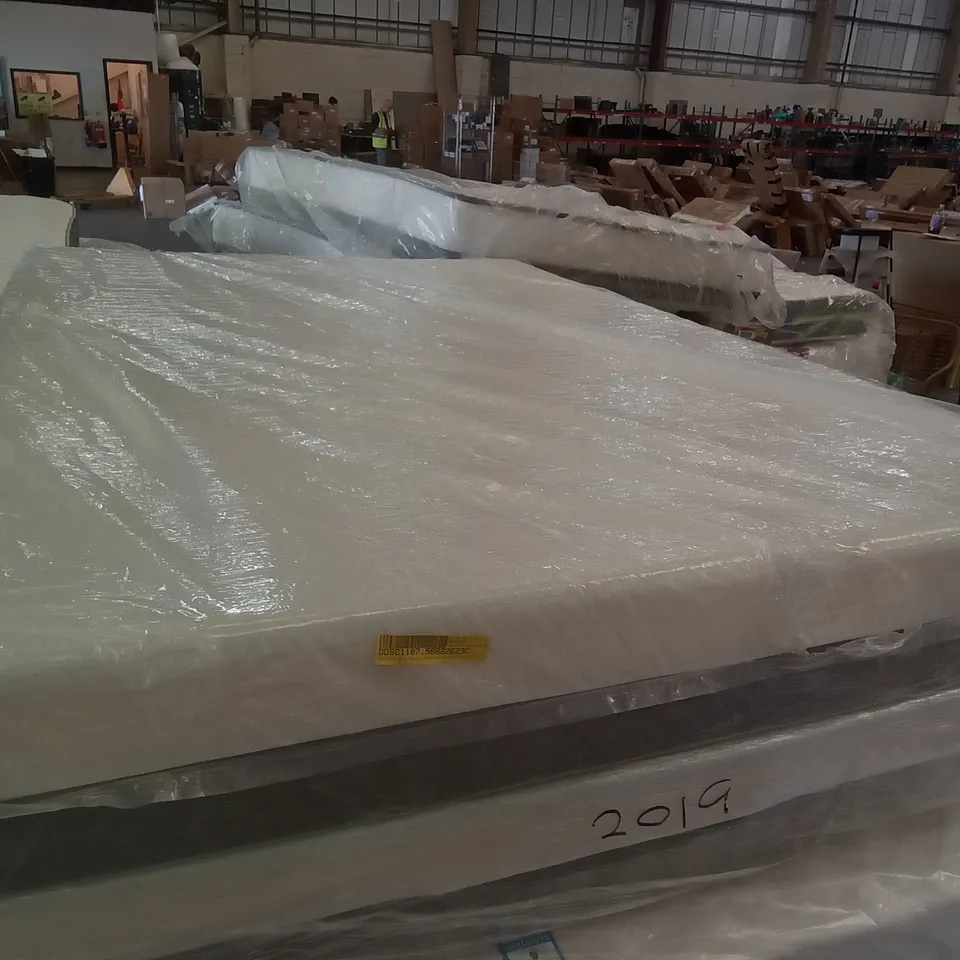 QUALITY 4'6" DOUBLE AMFEST 20cm MEMORY BREATHABLE FOAM MATTRESS 