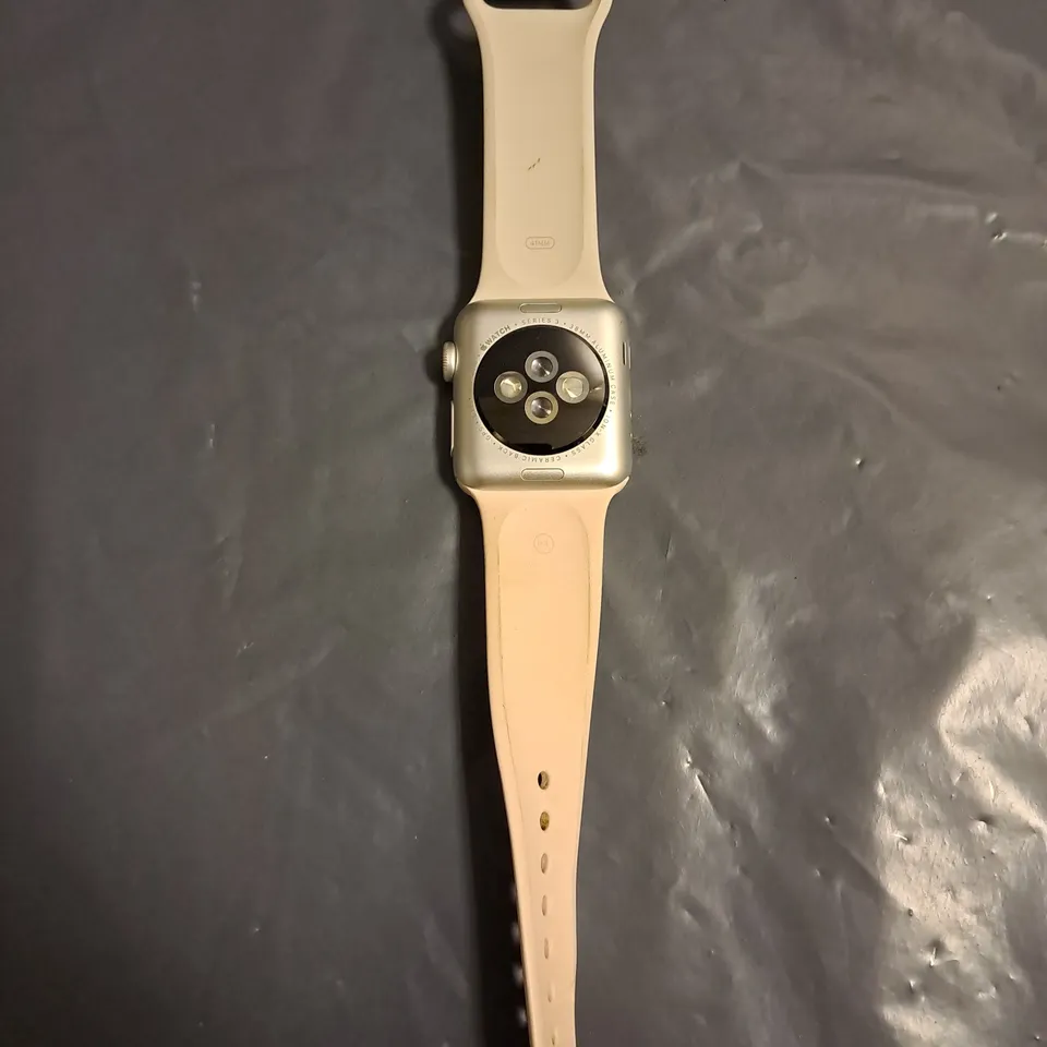 APPLE WATCH SERIES 3 38MM 