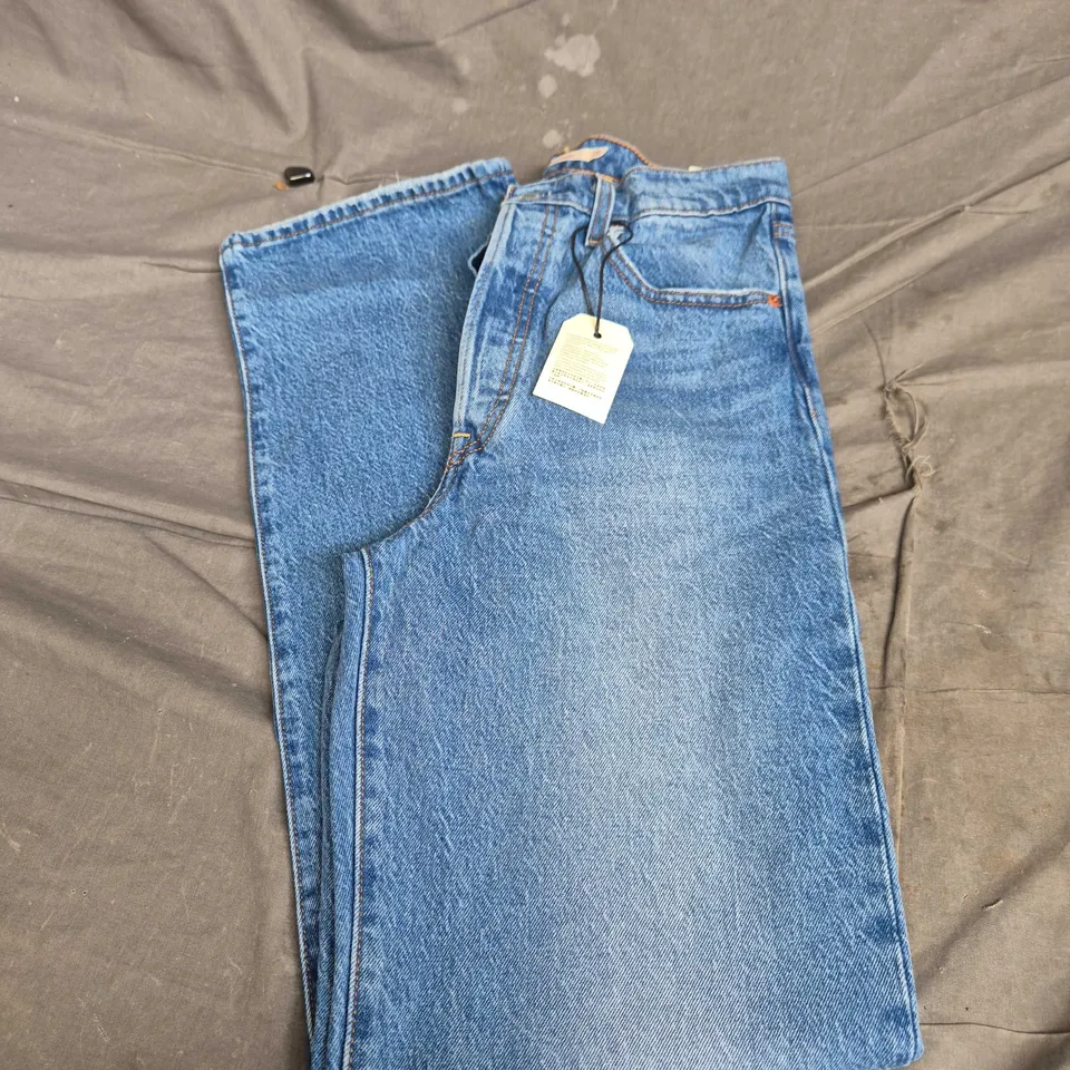 LEVI'S RIBCAGE STRAIGHT JEANS – MEN'S, 27W X 32L SIZE, BLUE DENIM