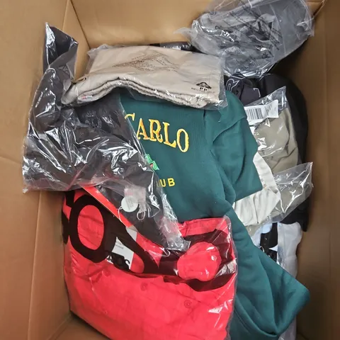 APPROXIMATELY 20 ASSORTED CLOTHING ITEMS IN VARIOUS SIZES, STYLES AND COLOURS