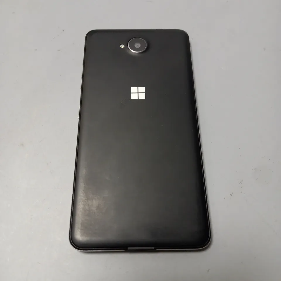 MICROSOFT LUMIA 
