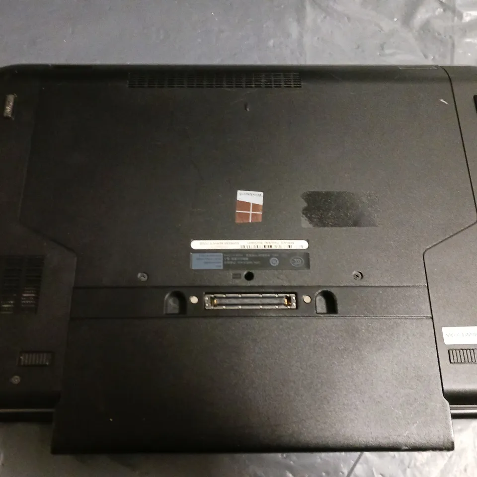 DELL LATITUDE E5530 LAPTOP