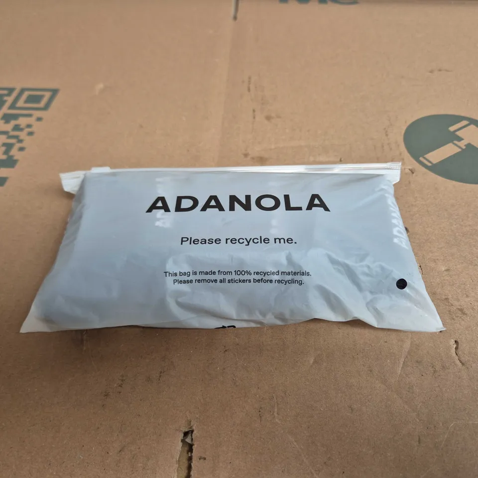 ADANOLA 3 PACK SOCKS – BLACK