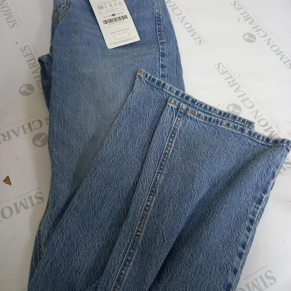 STRADIVARIUS STRAIGHT VINTAGE BLUE DENIM JEANS - UK SIZE 10