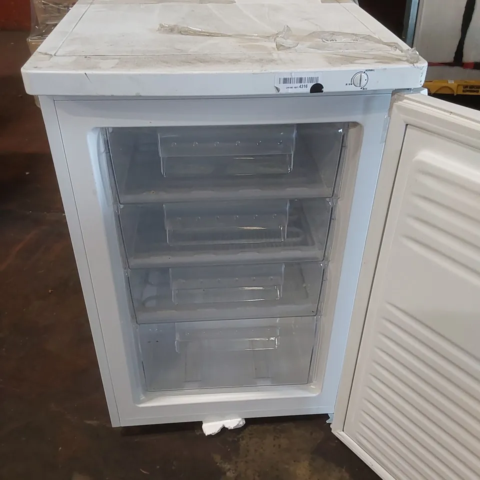BOXED BRAND NEW ENGLISH ELECTRIC UNDER COUNTER FREEZER WHITE EEF085H