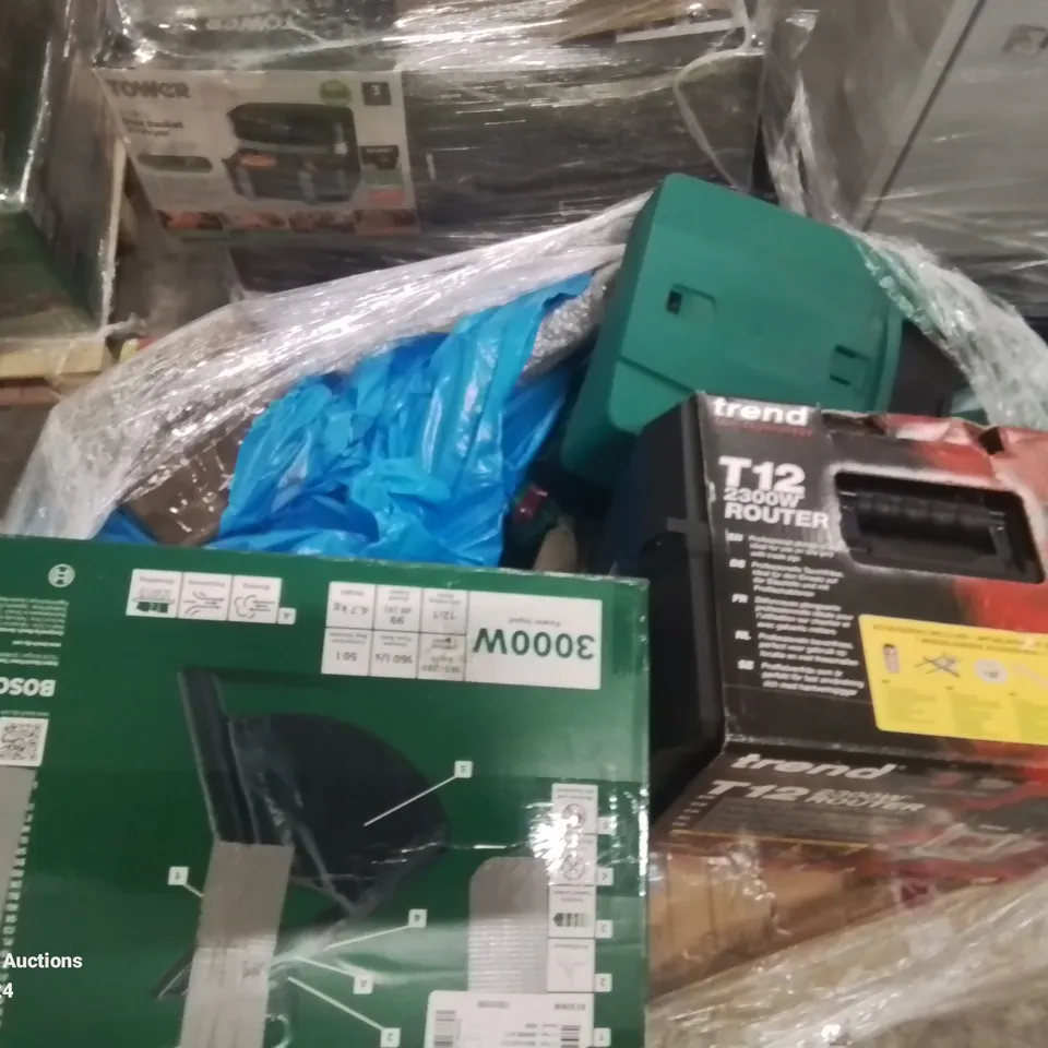 PALLET OF APPROXIMATELY 19 UNPROCESSED RAW RETURN HOUSEHOLD AND ELECTRICAL GOODS TO INCLUDE;