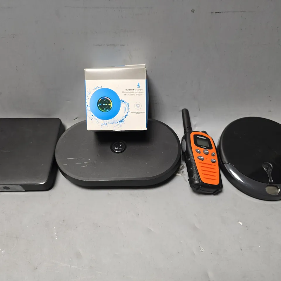 APPROXIMATELY 7 ASSORTED ITEMS TO INCLUDE - BT HUB , PORTABLE SPEAKER, CD PLAYER ETC
