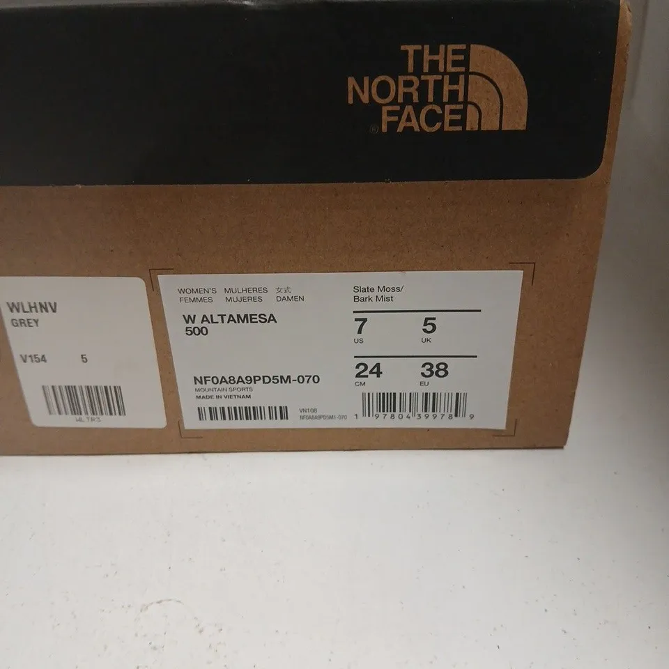 THE NORTH FACE WOMEN'S ALTA MESA 500 SHOES – GREY/GREEN (UK 5 / EU 38) BOXED