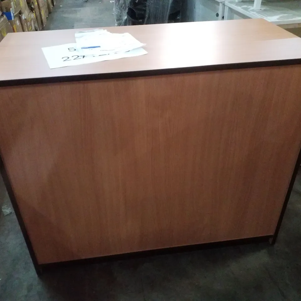 12 MFC TRAY STORAGE UNIT WITH BROWN EDGING IN BEECH 1023×485×856MM