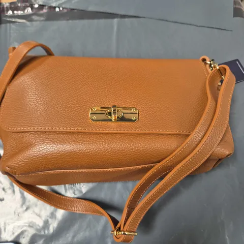 APATCHY LONDON MAISMAX TAN LEATHER SHOULDER BAG