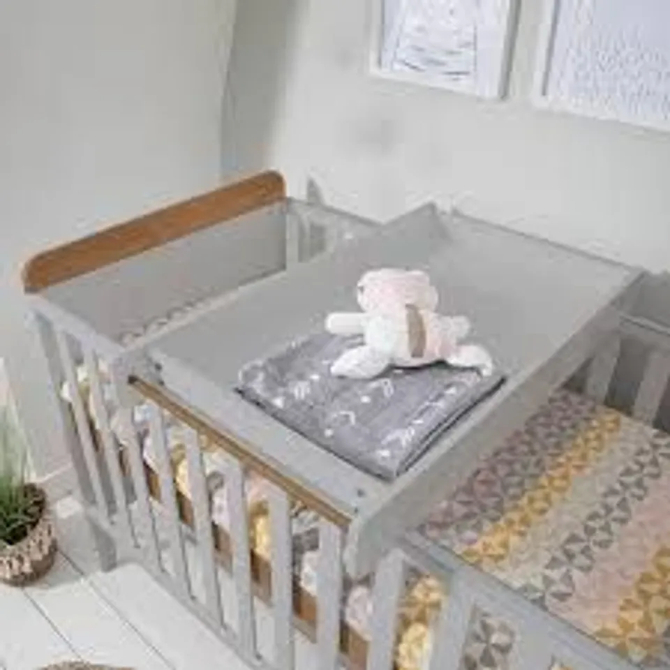 BOXED TUTTI BAMBINI RIO COT BED WITH COT TOP CHANGER - GREY AND OAK FINISH (1 BOX)