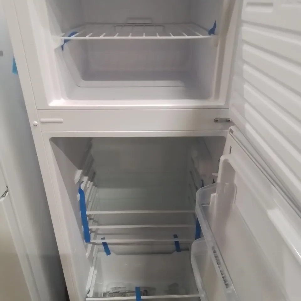 RUSSELL HOBBS FREESTANDING FRIDGE FREEZER - UNPROCESSED RAW RETURN