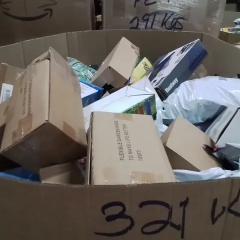 PALLET CONTAINING A LARGE QUANTITY OF HOSES