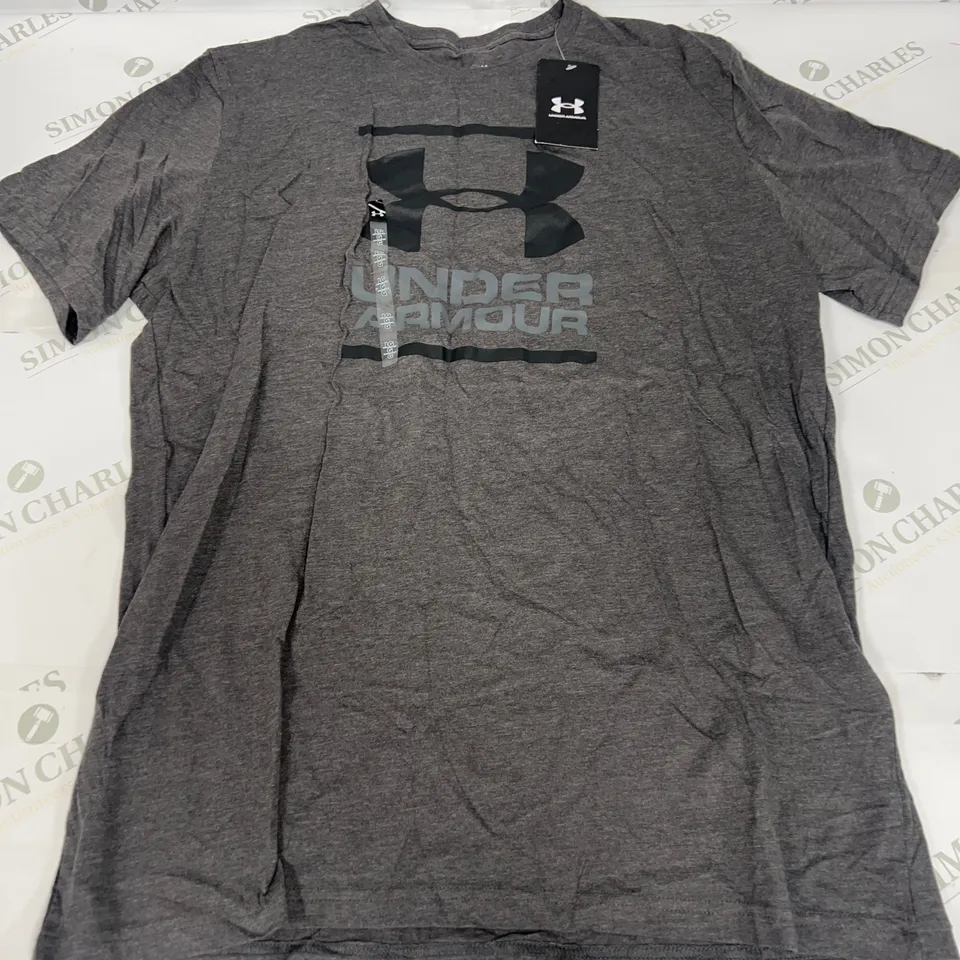 UNDER ARMOUR SPORTSTYLE LOGO T SHIRT IN GREY SIZE LARGE