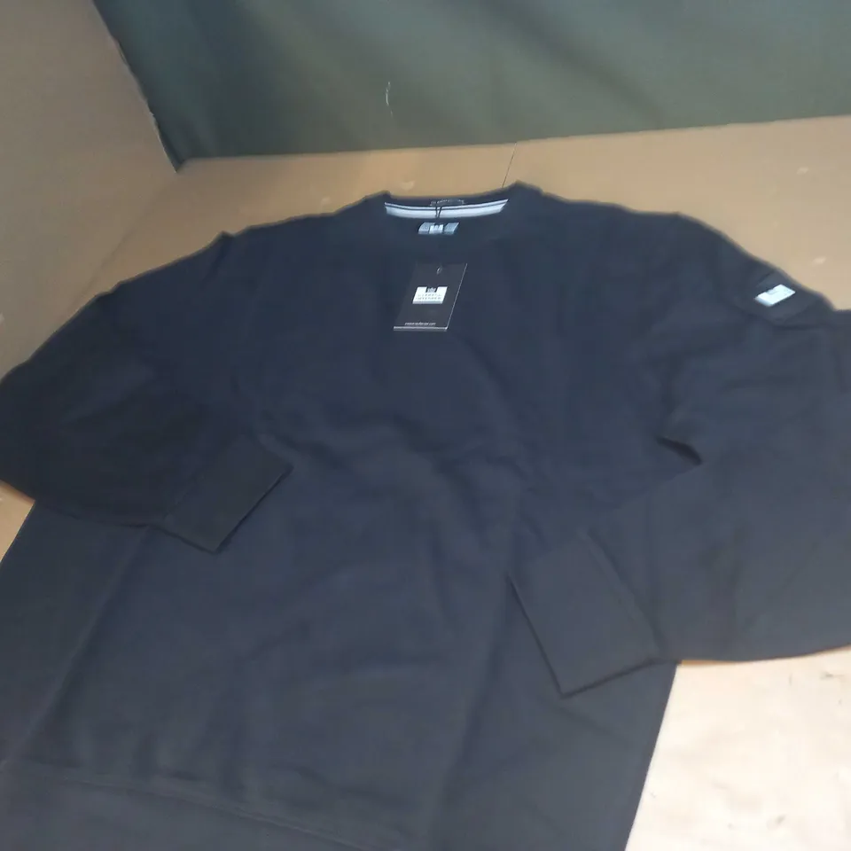 WEEKEND OFFENDER BLACK SWEATSHIRT SIZE L