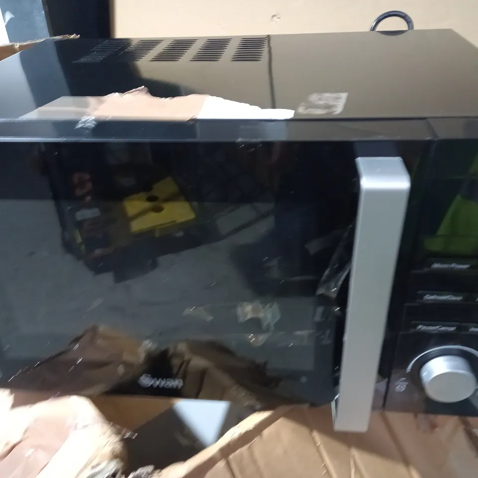 SWAN 23L MICROWAVE  RRP £119.99