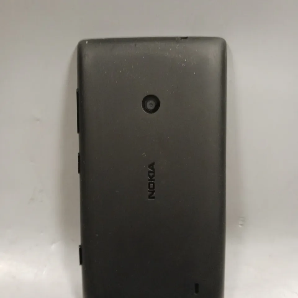 BOXED NOKIA LUMIA 520 VGA-21229 MOBILE PHONE IN BLACK