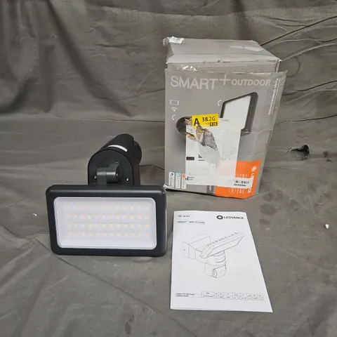 BOXED LEDVANCE SMART+ WIFI FLOOD OUTDOOR CAMERAL CONTROL LIGHT