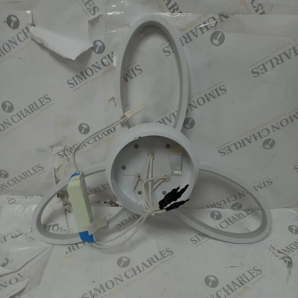 FLORAL CIELING LIGHT