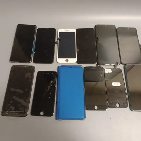 APPROXIMATELY 22 PHONE SCREENS FOR VARIOUS PHONES TO INCLUDE IPHONES AND SAMSUNGS