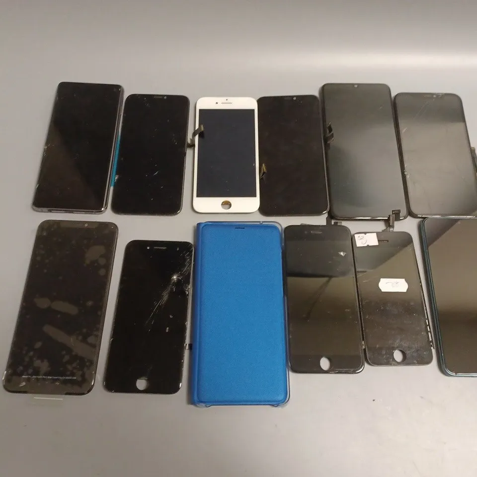 APPROXIMATELY 22 PHONE SCREENS FOR VARIOUS PHONES TO INCLUDE IPHONES AND SAMSUNGS