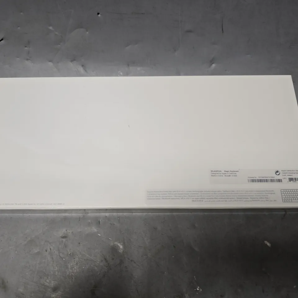 SEALED APPLE A1644 MAGIC KEYBOARD 