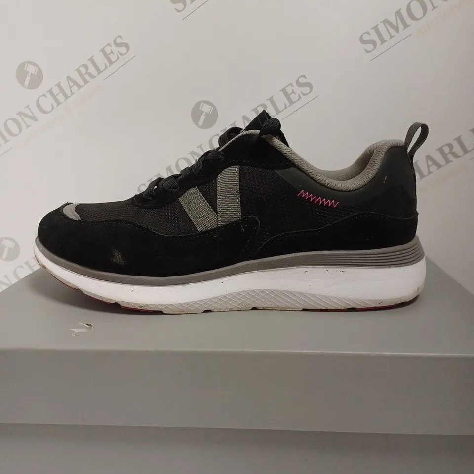 BOXED VIONIC AYSE TRAINERS, BLACK - SIZE 6