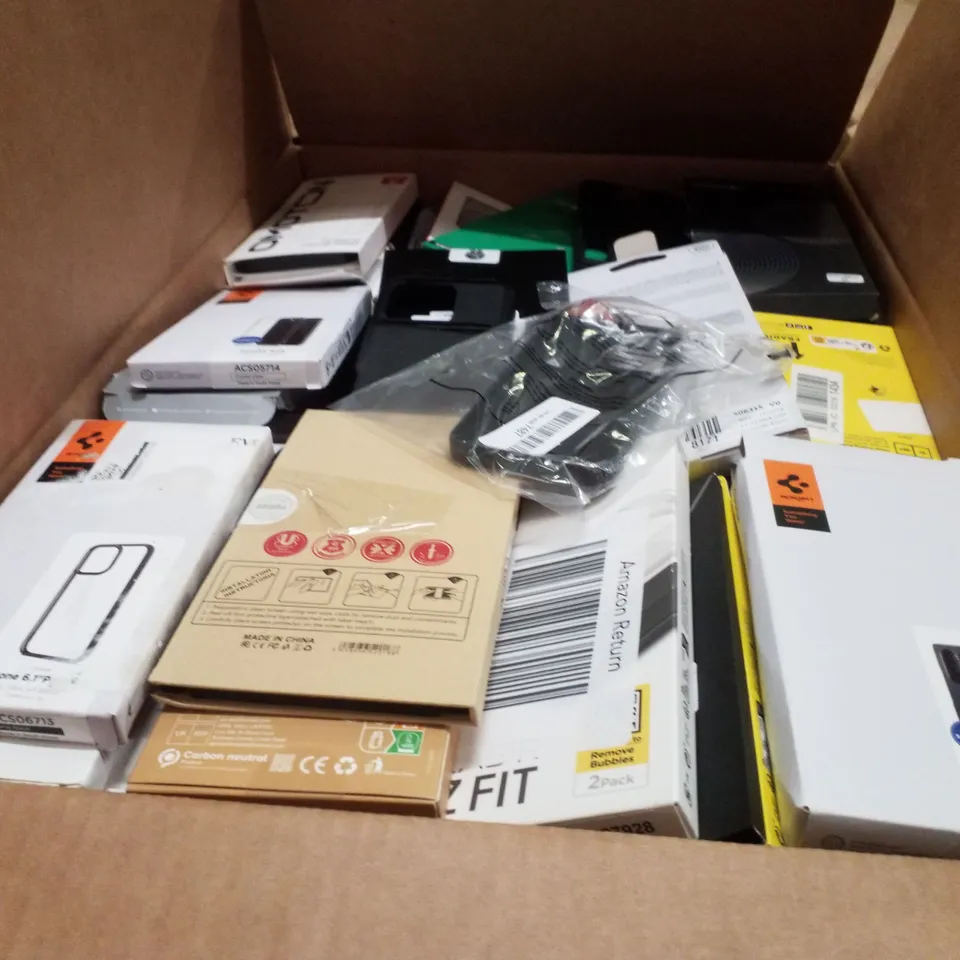 PALLET OF 20 BOXES CONTAINING ASSORTED PHONE CASES