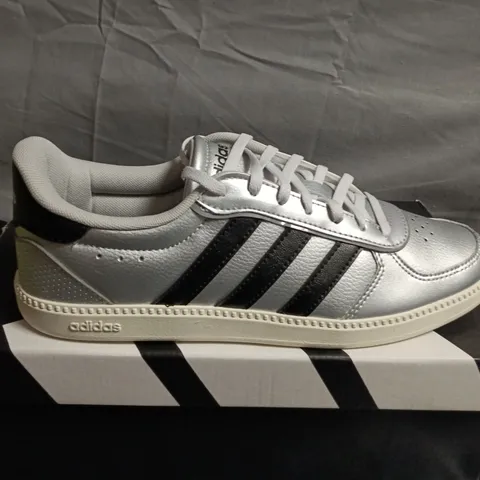BOXED PAIR OF ADIDAS BREAKNET SLEEK SNEAKERS β SILVER - UK SIZE 7