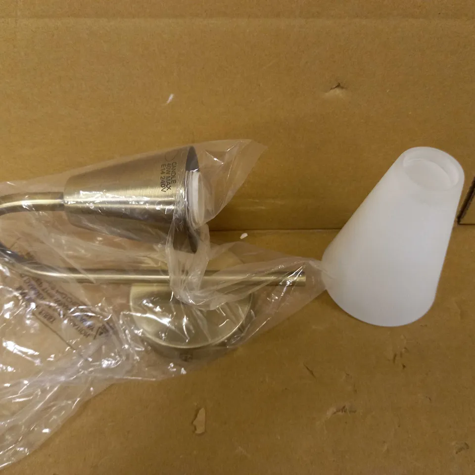 BOXED LULU WALL LIGHT