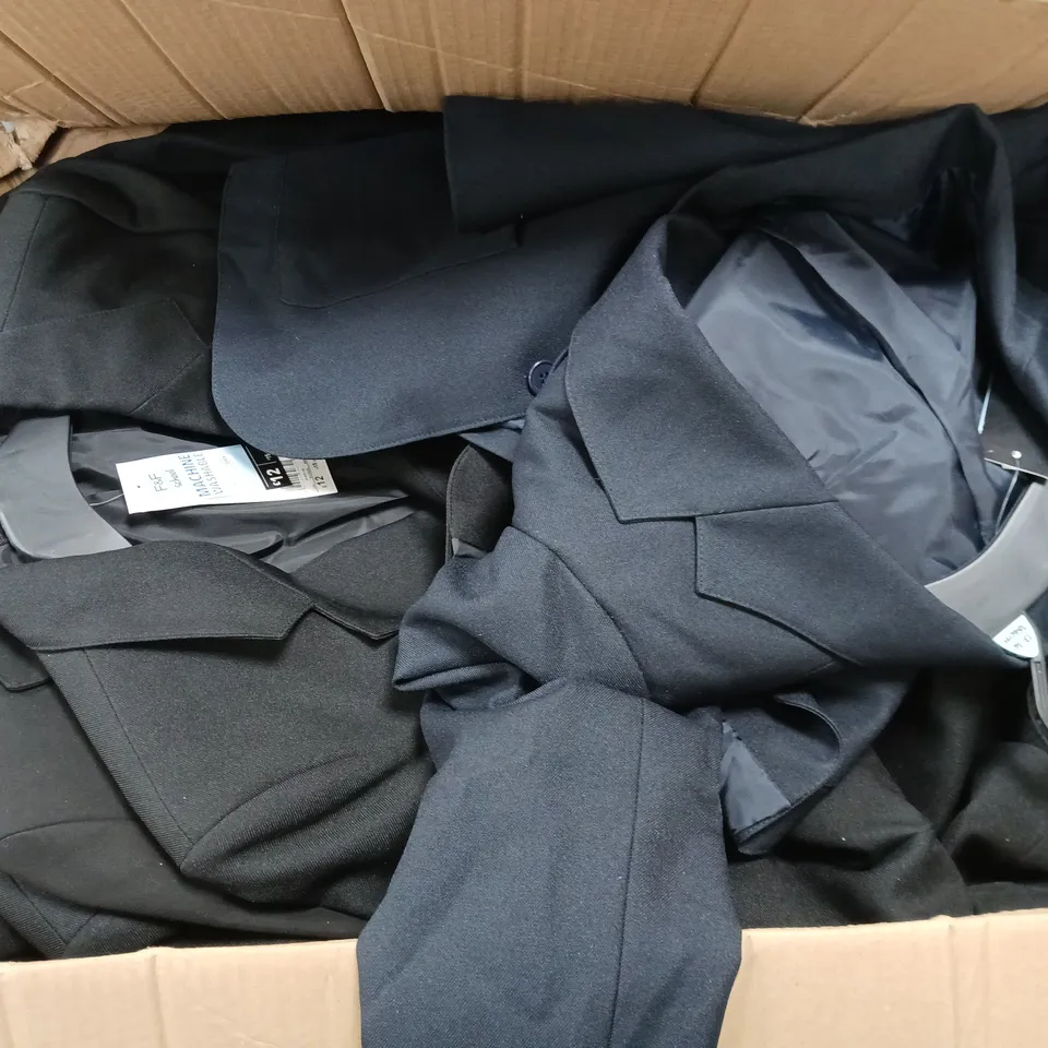 APPROXIMATELY 80 ASSORTED F&F CLOTHING PRODUTCTS TO INCLUDE APPROXIMATELY 35 KIDS BLAZERS AND 45 KIDS PLAYSUITS ALL IN VARIOUS SIZES AND COLOURS - COLLECTION ONLY